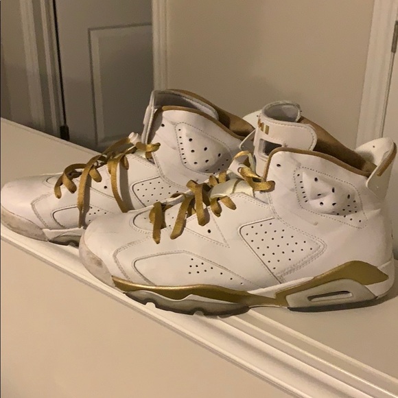 Jordan 6 Retro Golden Moments - Picture 5 of 7